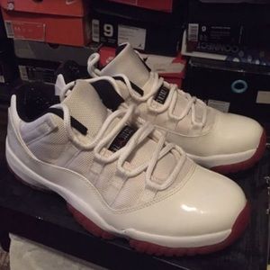 Air Jordan 11 low
